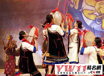 納西族的傳統(tǒng)節(jié)日，納西族的風(fēng)俗慣