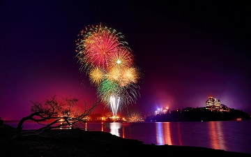 夢(mèng)見煙花